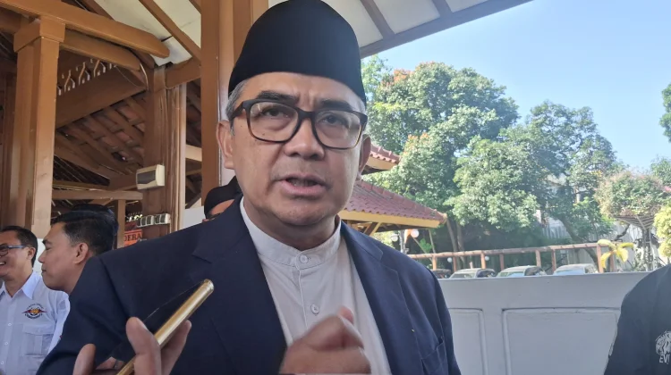 Wali Kota Bandung Gencarkan Siskamling, Ajak Warga Aktif Cegah Aksi Kriminalitas