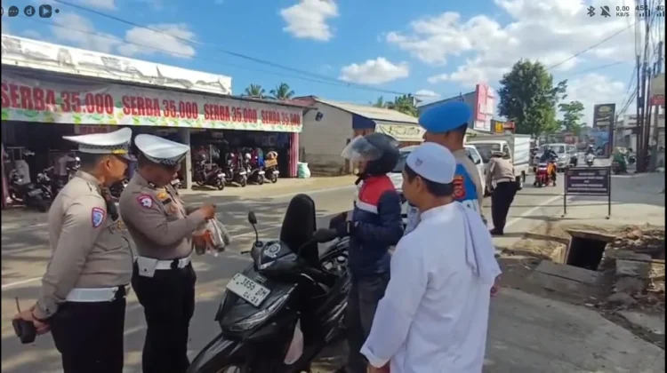 Bukan Tilang, Satlantas Polres Tasikmalaya Hadirkan Ustaz Nasihati Pelanggar