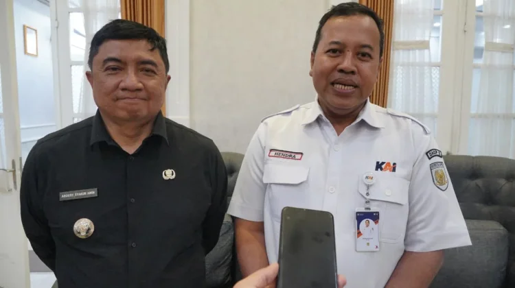 Antisipasi Laka KA,PT KAI Serahkan Aset JPL
