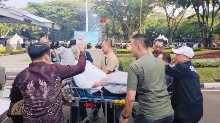 Wali Kota Bandung M Farhan Dilarikan ke Rumah Sakit, Jalani Penanganan Medis