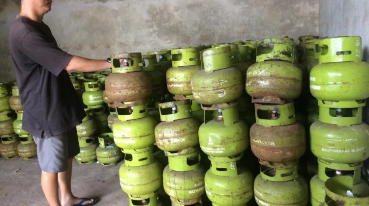 Kelangkaan Gas LPG 3 Kg di Subang, Diharapkan Lahirkan Solusi Dari Pemerintah