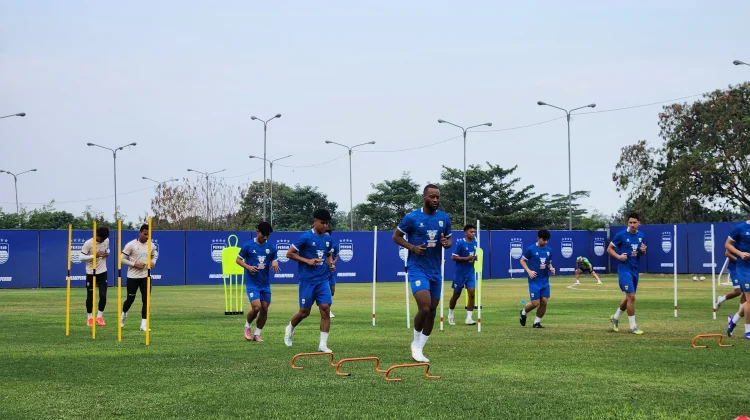 Kebugaran Pemain Persib Terus Meningkat, Igor Tolic Puas