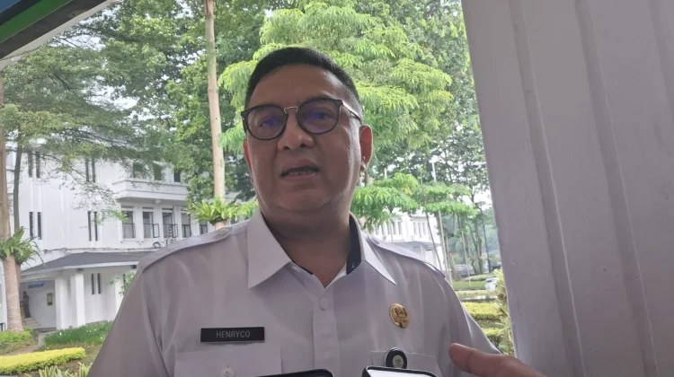 Diskominfo Kota Bandung Targetkan Penataan Kabel Udara di 85 Ruas Jalan Tahun 2026