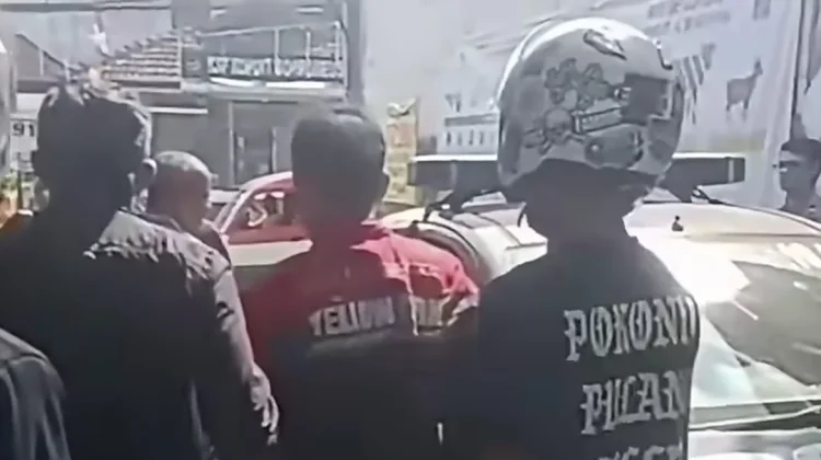 Diduga Hendak Menipu, Pria di Cigadung Diamankan Polisi usai Dikeroyok Warga