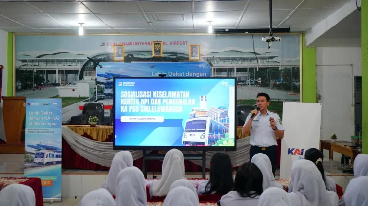 Utamakan Keselamatan,KAI Bandara Edukasi 150 Pelajar SMA