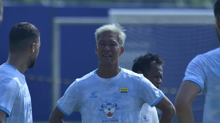 Gakuto Notsuda Resmi Berlatih,Awali Petualangan di Persib