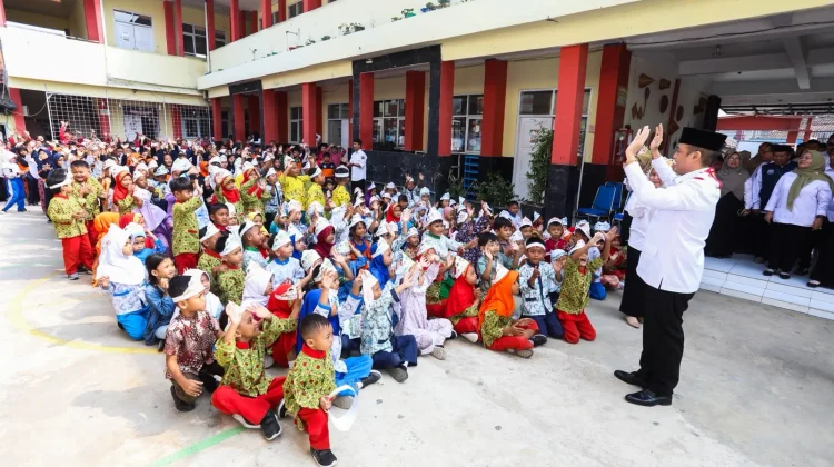 Wawalkot Bandung Erwin Tegaskan MPLS Harus Jadi Ajang Pembentukan Karakter