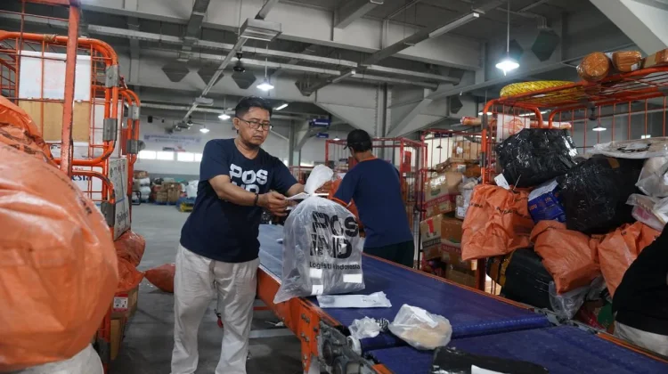 Kiriman Flash Sale 37,5%, Pos Indonesia Perhari Catat Peningkatan hingga 165 Ton