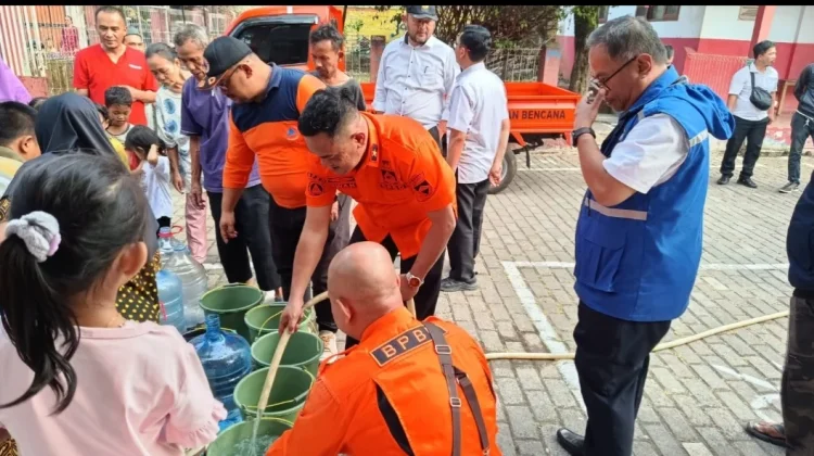 BPBD Cianjur Gandeng Perumdam Tirta Mukti Salurkan Air Bersih