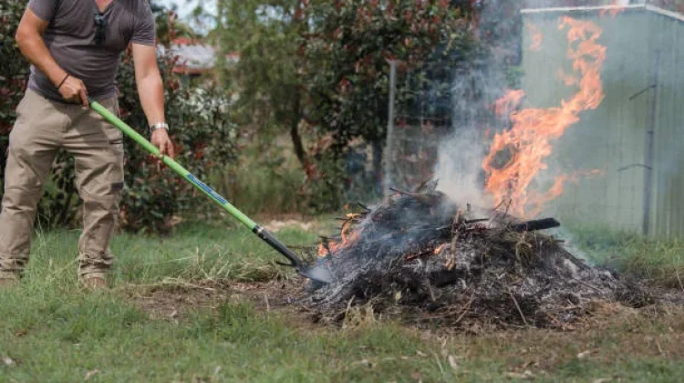 DLH Cimahi Imbau Warga Stop Bakar Sampah, Masyarakat Diminta Aktif Melapor