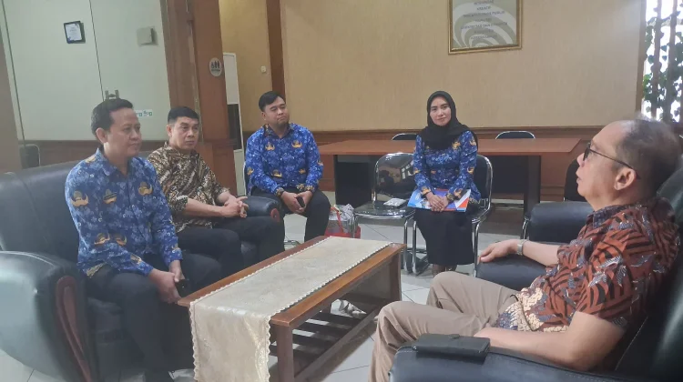 Diskominfo Karawang Jajaki Kerja Sama Publikasi Informasi Dengan RRI Bandung