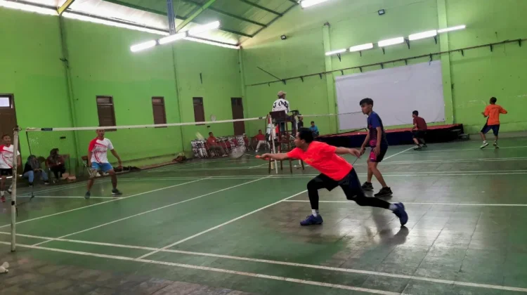 Turnamen Kades Cup 2026 Perkuat Persatuan dan Sportivitas Warga Cimareme