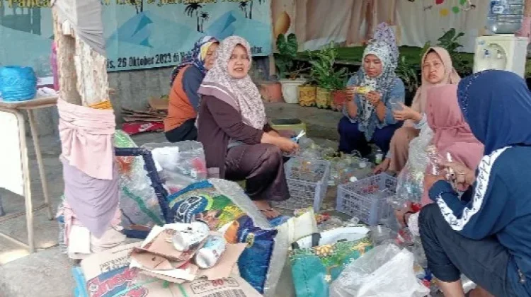 PAUD Garasi Pintar Padalarang Dorong Budaya Pilah Sampah sejak Usia Dini