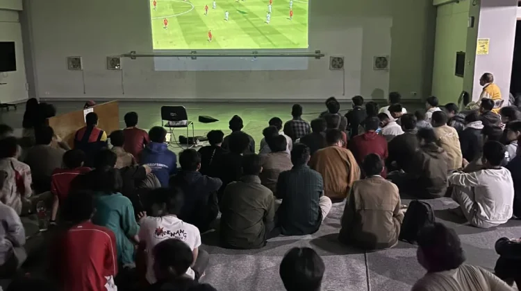 Perkuat Silaturahmi, Nobar Piala Dunia Masjid Salman ITB