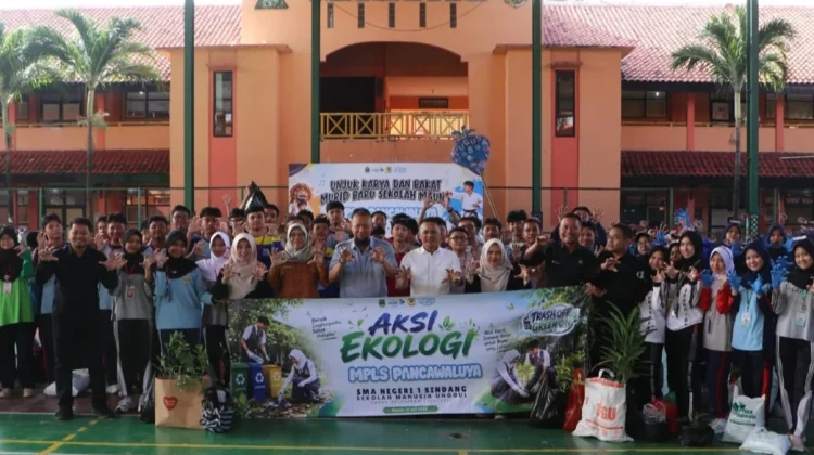 Aksi Ekologi MPLS Pancawaluya Bentuk Karakter Siswa Unggul Jabar