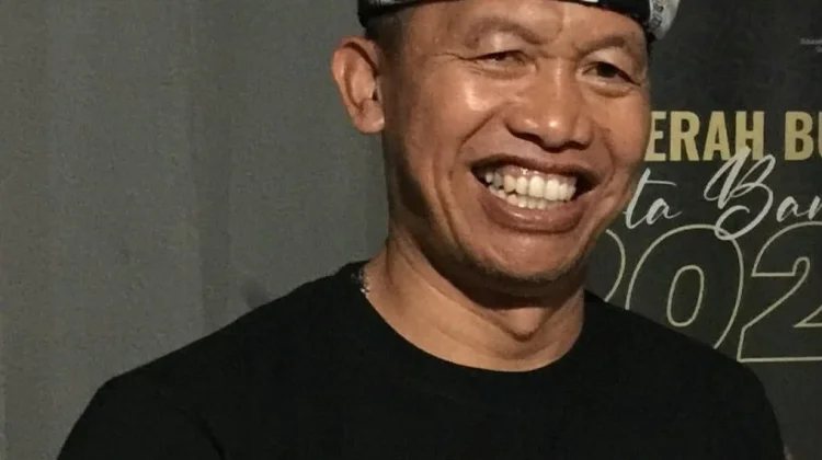 Dari Generasi ke Generasi, Menjaga Seni Reak Tetap Bernapas