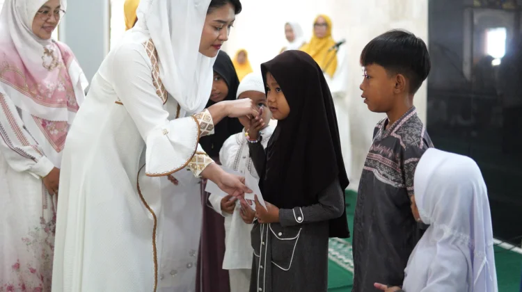 Gebyar Muharram, TP PKK Subang, Santuni 25 Yatim dan Teguhkan Generasi Berakhlak