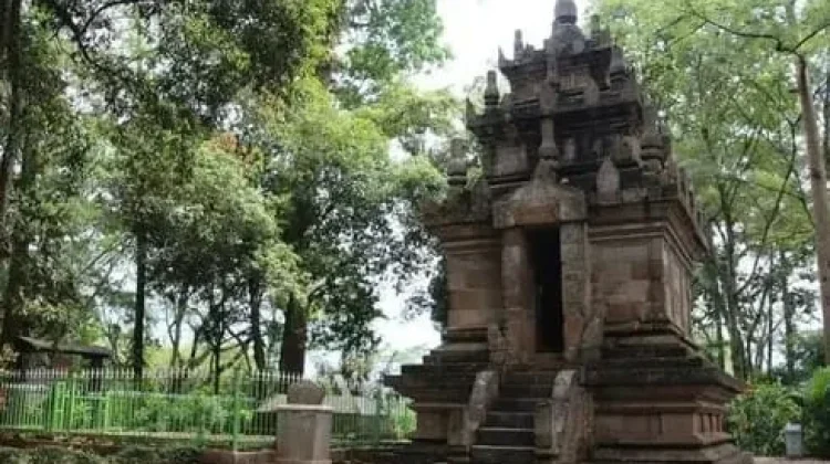 Keunikan Candi Cangkuang Penjaga Sejarah Garut