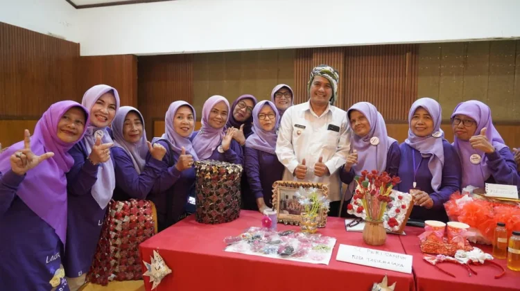 Jaga Produktivitas Lansia, Diky Candra: ke Depan Harus Ada Program Tani Lansia