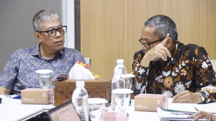 Onnie Soerono Sandi Dorong Penguatan Modal BPR Cirebon Jabar