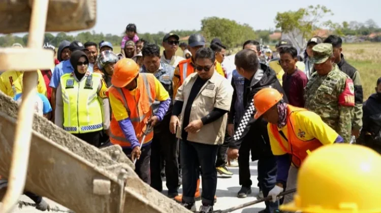 Bawa Seluruh Kepala Dinas ke Saba Desa Permasalahan Warga Langsung Ditangani