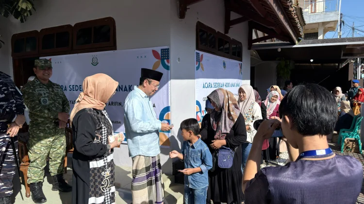 Ribuan Anak dan Warga Kurang Mampu di Tasikmalaya Terima Bantuan Yayasan Hidir