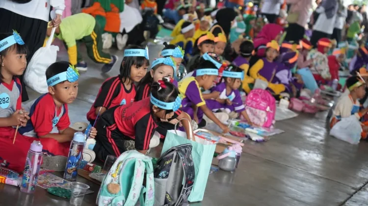 Ribuan Anak Meriahkan Peringatan Hari Anak Nasional ke-42
