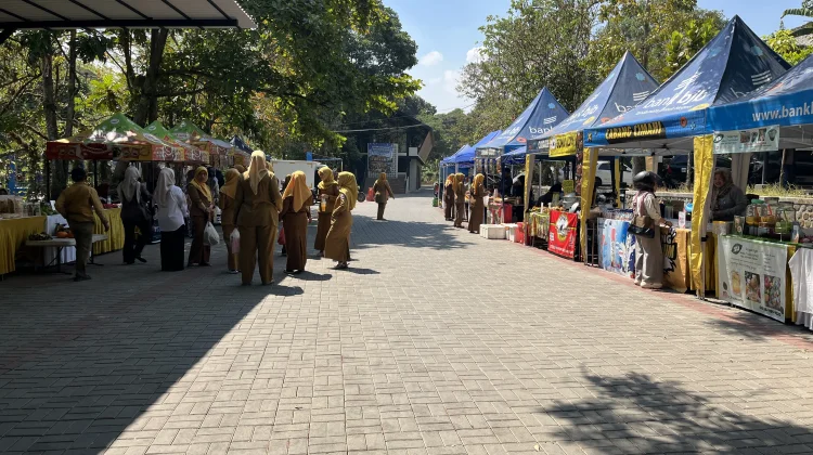 GPM Cimahi Diserbu Pembeli, Beras dan Minyak Goreng Laris Manis