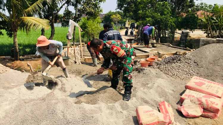 Kodim 0605/Subang Bagun 2 Jembatan Perintis Garuda di Ciasem dan Cijambe