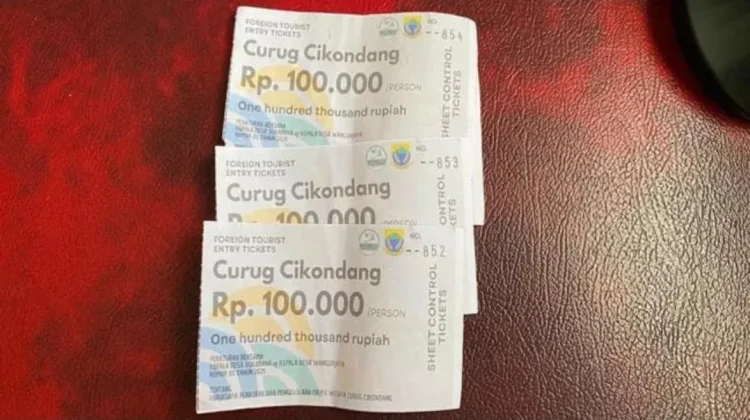 Harga Tiket Masuk Curug Cikondang Cianjur Dinilai Mahal