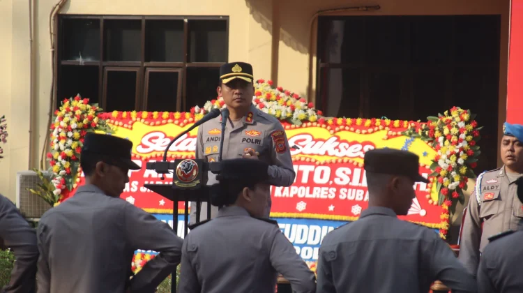 Kapolres Subang Tekankan Disiplin, dan 4 Prinsip Pelayanan saat Apel Jam Pimpinan