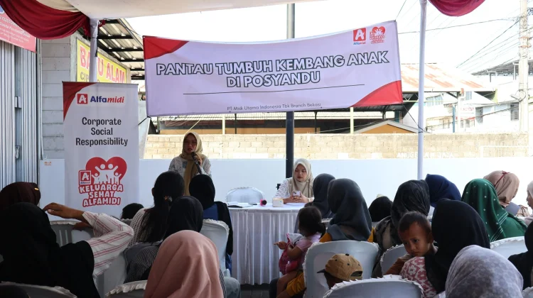 Edukasi 100 Keluarga di Sukabumi, Alfamidi Ajak Pantau Tumbuh Kembang Anak