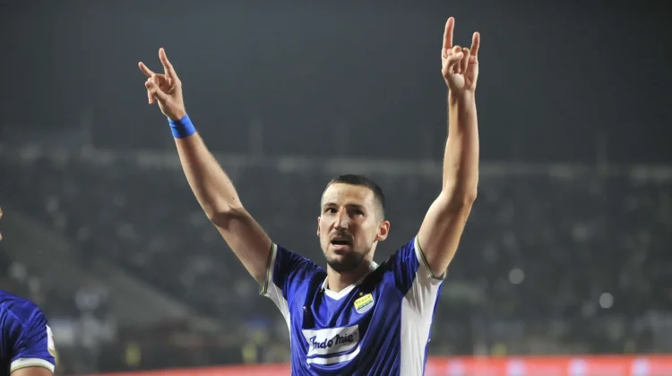 Balsa Sekulic Bidik Gelar usai Persib Juara Grup A Piala Presiden 2026