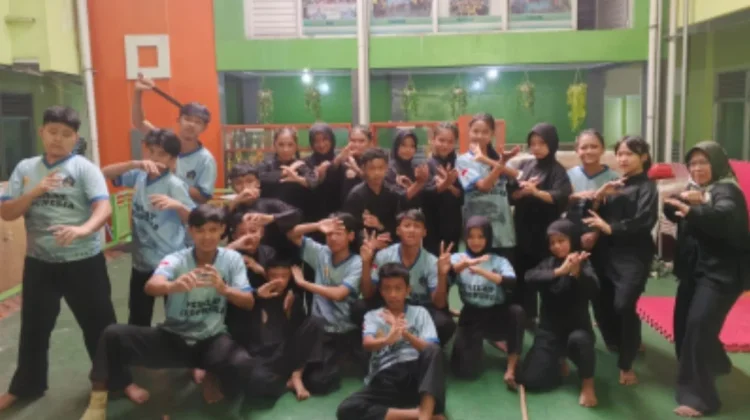 Ekstrakurikuler Pencak Silat SMP Pasundan 3 Bandung Bentuk Karakter Siswa