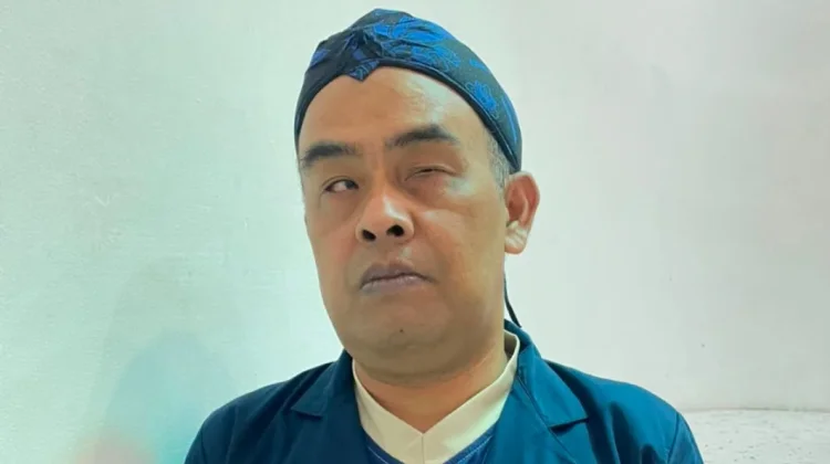 Mengenal Sri Ayu, Barista Low Vision, Meracik Inspirasi hingga Bangku Poltekesos