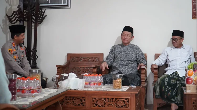 Perkuat Kamtibmas, Kapolres Tasikmalaya Safari Silaturahmi ke Pondok Pesantren