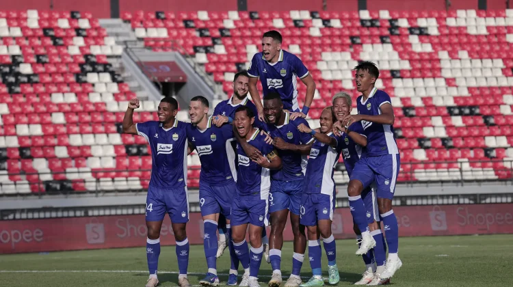 Tundukan Persija, Persib Kembali ke Final Piala Presiden setelah 11 Tahun