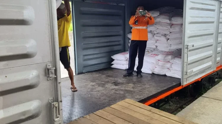 Pertumbuhan Layanan Penumpang dan Barang Perkuat Bisnis KAI