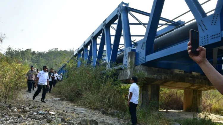 Bupati Sumedang Tegaskan Tindak Tegas Pelaku Pencurian Aset Bendung Rengrang