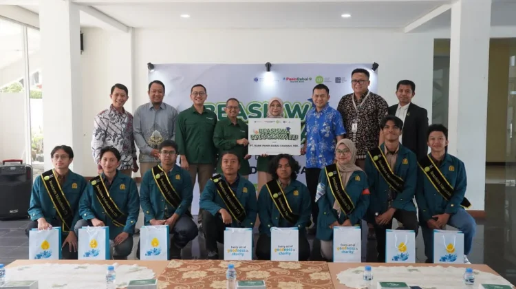 Panin Dubai Syariah Bank Salurkan Beasiswa Pendidikan Mahasiswa