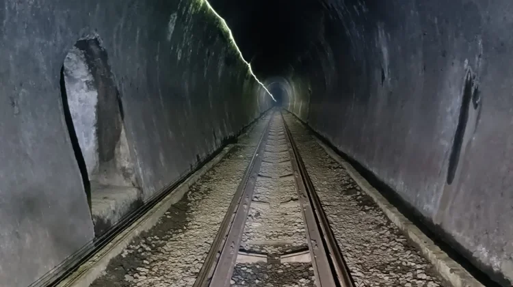 Infrastruktur Operasional Kereta Api Aman Pasca Gempa Pangandaran