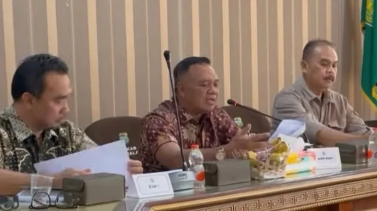 Tingkatkan Kunjungan, Wabup Tasikmalaya ajak Warga Pasar Jaga Kebersihan