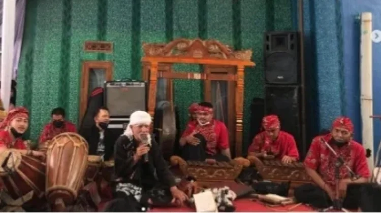 Pelatihan Kendang Wayang Golek di Sanggar Seni Maniloka Kabupaten Garut