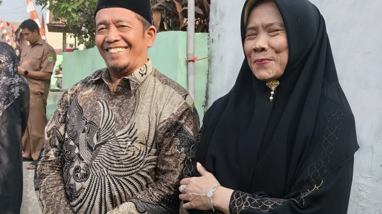 Anggota DPR RI Takziah, Apresiasi Kiprah Evi Silviadi untuk Subang