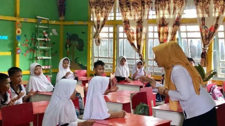 Jabar Krisis Guru, Tenaga Pengajar SMA-SMK Defisit 4.600 Orang