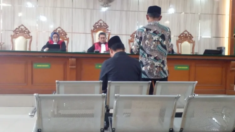 Pledoi Ade Kunang: Kuasa Hukum Sebut Jaksa Gagal Buktikan Unsur Suap