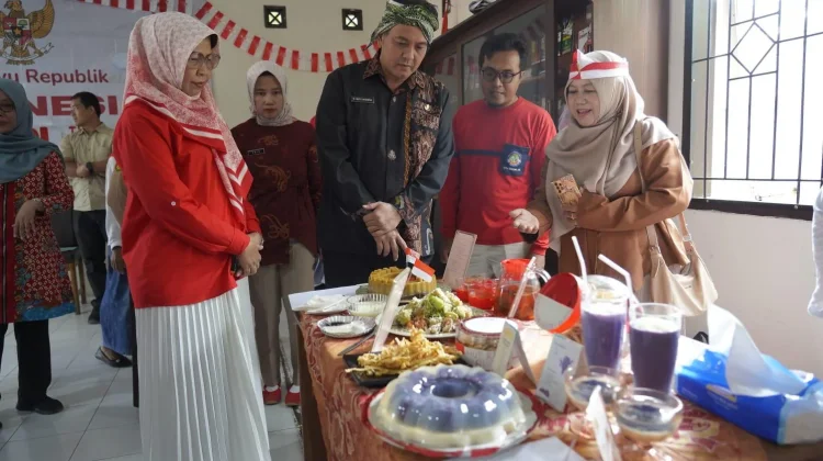 Takjub dengan Karya KWT Cipedes, Diky Candra : Layak Diproduksi Massal
