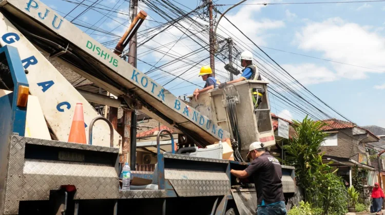 Kota Bandung Masih Kekurangan 35 Ribu Titik Penerangan Jalan