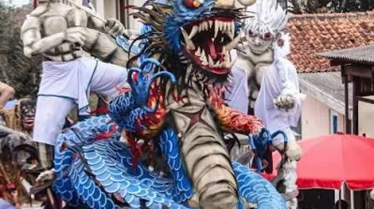 Parongpong Carnaval Day 2026 Angkat Pesan Pelestarian Lingkungan