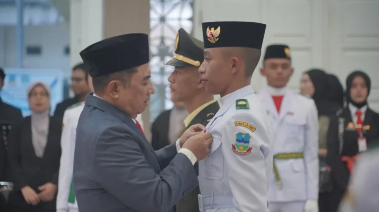 Pemkab Garut Kukuhkan 35 Peserta Paskibraka